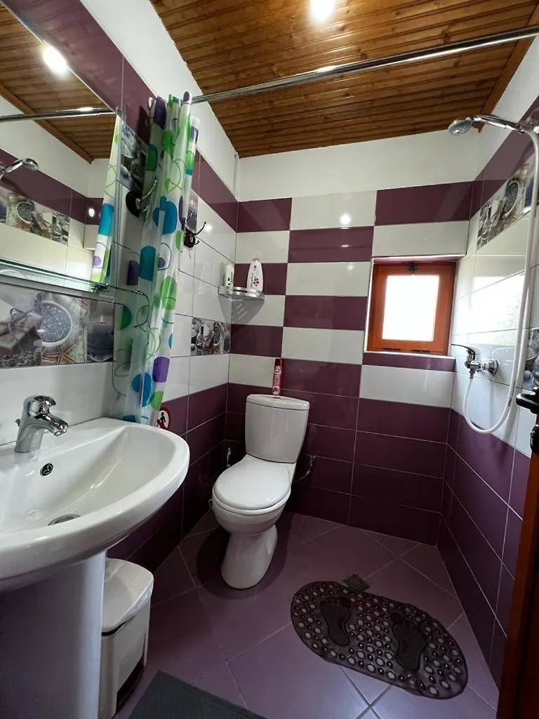 Guesthouse Emiljano Berat Penzion