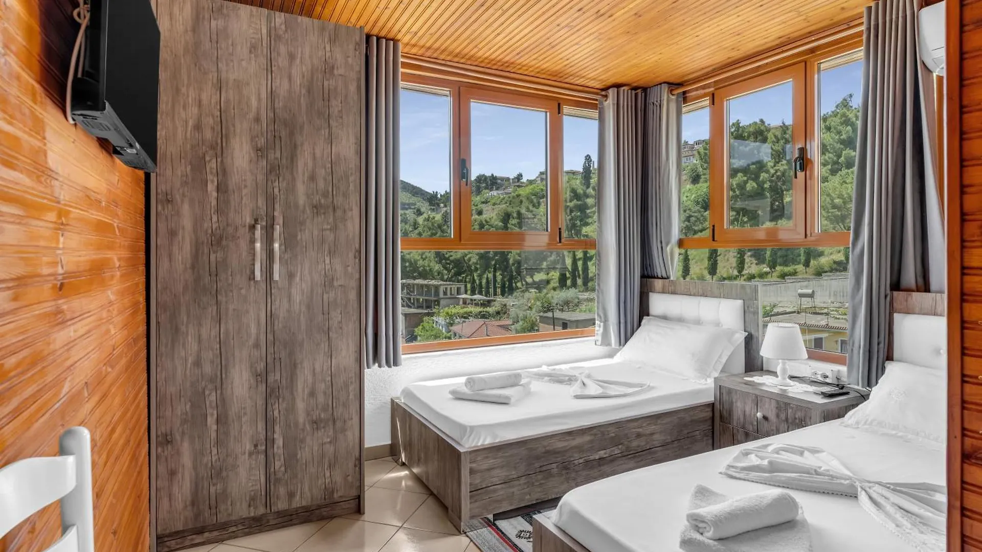 Guesthouse Emiljano Μπεράτ Αλβανία